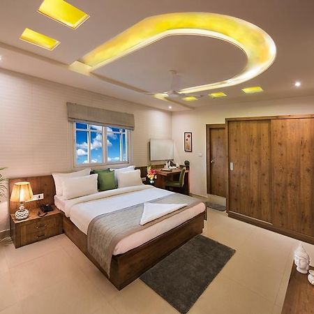Hotel Manisha International Gaya Buitenkant foto