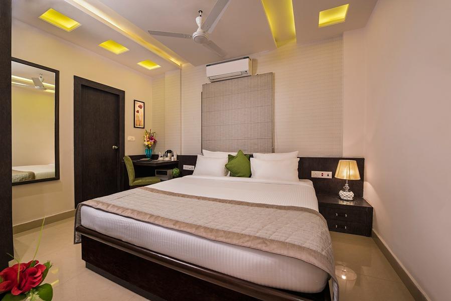 Hotel Manisha International Gaya Buitenkant foto